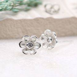 Sterling Silver Flower Crystal Stud Earrings