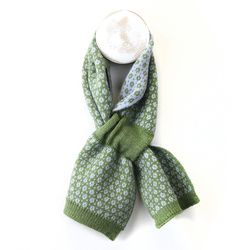 Green/Pale Blue Tiny Flower Scandi Knit Short Pull Through Scarf